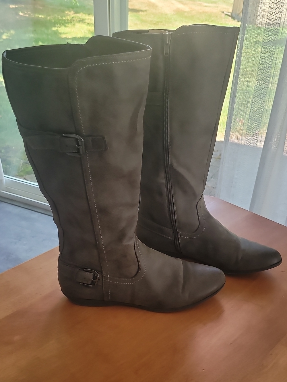 White Mountain Women's Dark Gray  Buckle Zip Boots